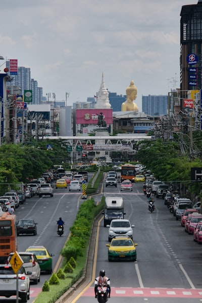 ประเทศไทยกำลังเดินเข้าสู่รัฐประหารอีกครั้งหรือไม่?