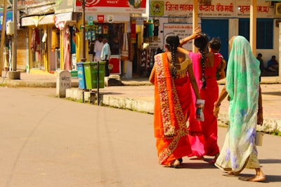 महाराष्ट्र में भाषा विवाद: क्या हिंदी बनाम मराठी टकराव से बदलेगी राजनीति?