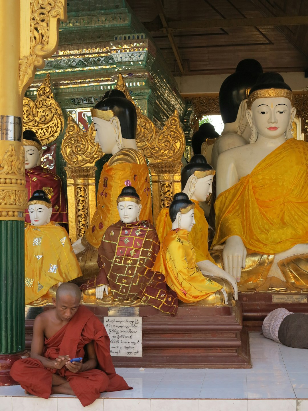 Buddhism’s Famous Suttas: Foundations, Content, and Influence